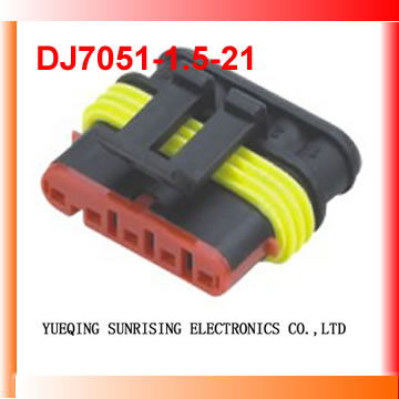 Automobile connector - Superseal 1.5 Series 282089-1